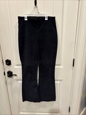 Black Women's Straight-Leg Jeans